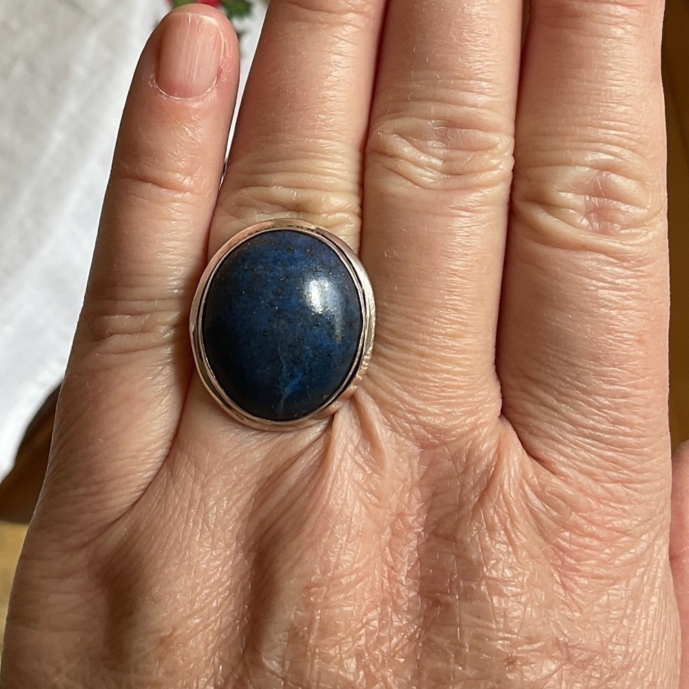 Sterling Silver Oval Lapis Ring in Deep Blue
